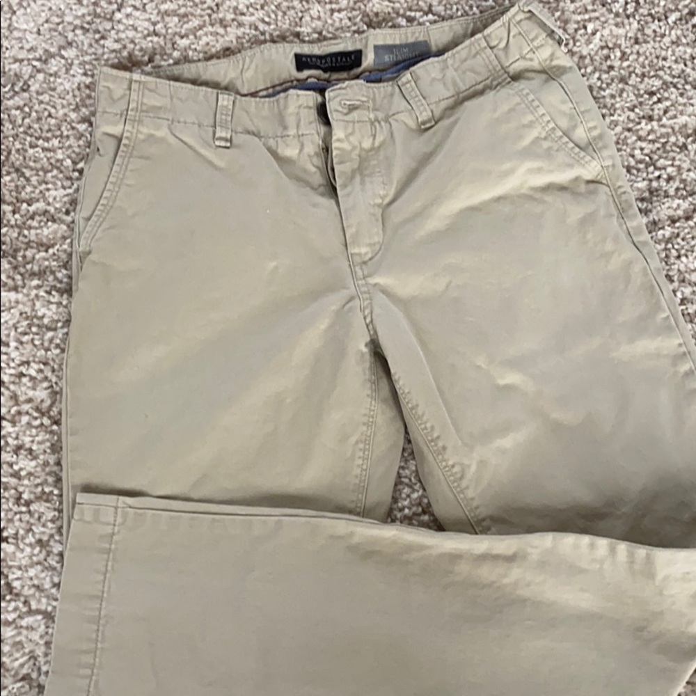 Men’s slim/straight khaki pants
